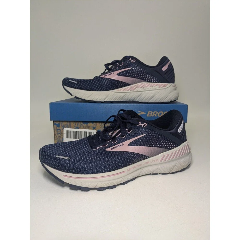 Brooks Women's Adrenaline GTS 22 Supportive Running Shoe,‎ 9B